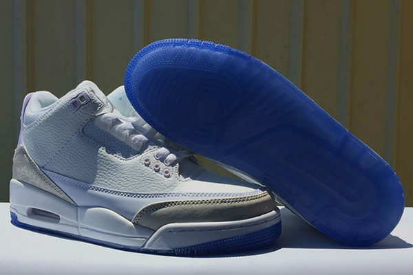 Women Jordan 3 Retro 19